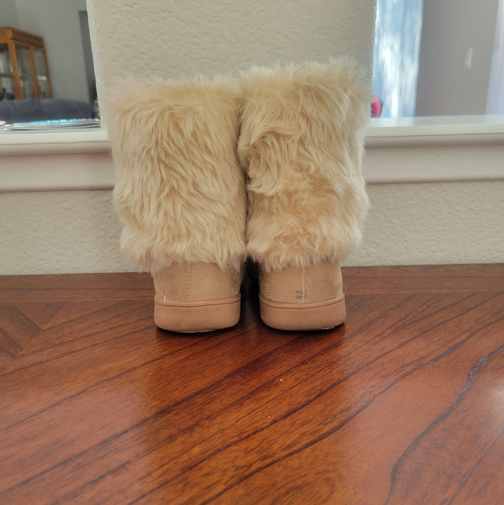 🥳SALE🥳 Toddler Boots!❤️ Size 6. - Picture 5 of 6